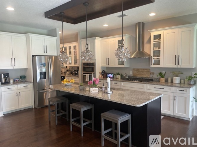 3404 West Hawthorne Road 5 Beds Single Family Home for Rent - Photo gallery 4