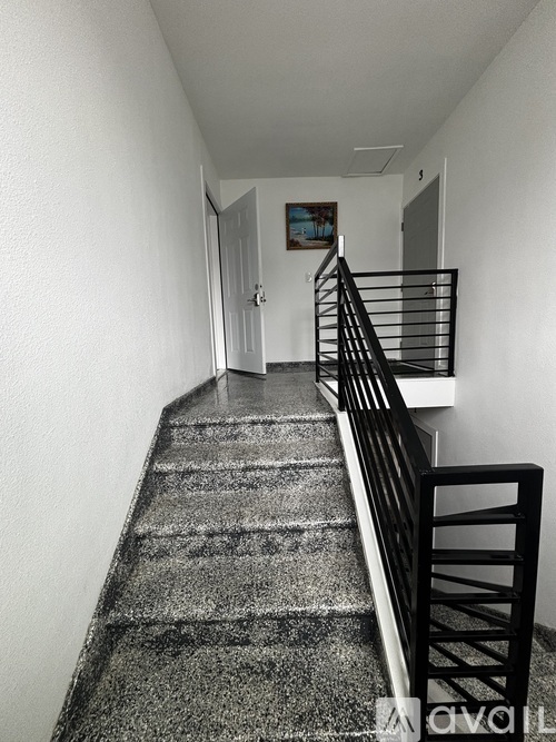 1674 W 36th St 3 Beds Apartment for Rent - Photo gallery 5