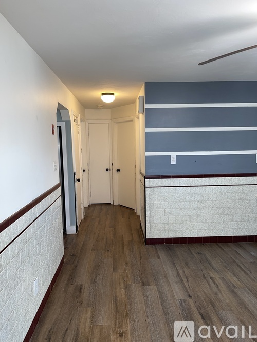 633 Grove Street 2 Beds Apartment for Rent - Photo gallery 2