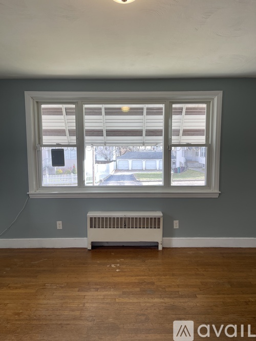 633 Grove Street 2 Beds Apartment for Rent - Photo gallery 5