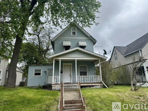 1380 Garfield Ave SW 2 Beds Apartment for Rent