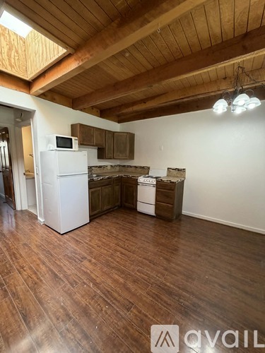 414 Cam De La Placita 1 Apartment for Rent - Photo gallery 2