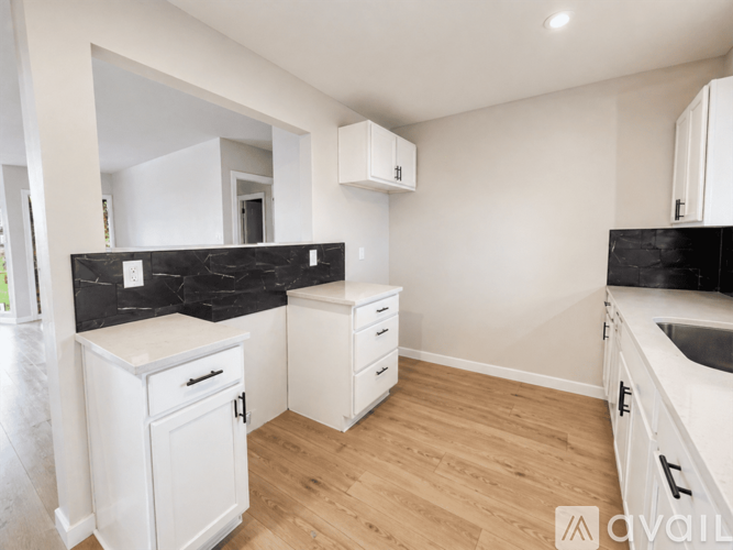 9006 Bowline St 4 Beds Single Family Home for Rent - Photo gallery 2