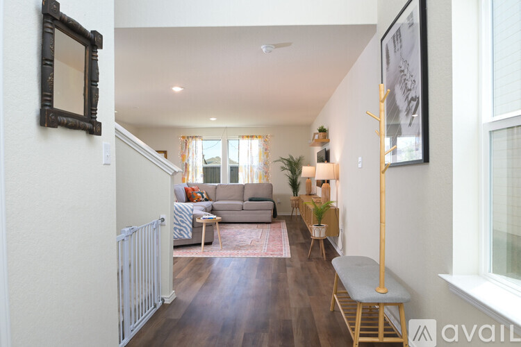 6110 Willow Point Boulevard 3 Beds Single Family Home for Rent - Photo gallery 2