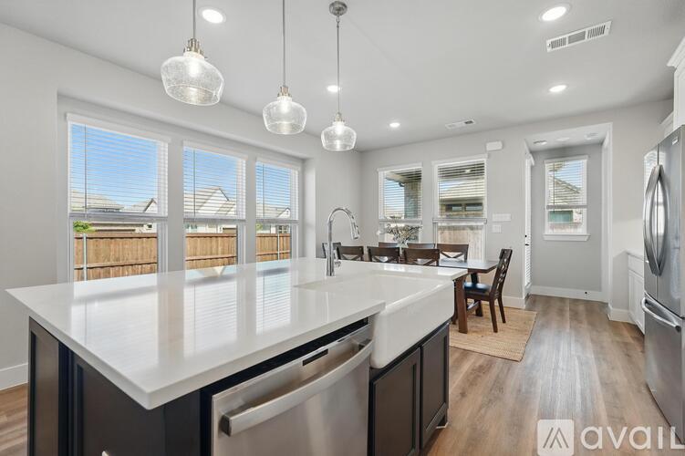 3003 Wind Knot Way 4 Beds Apartment for Rent - Photo gallery 4