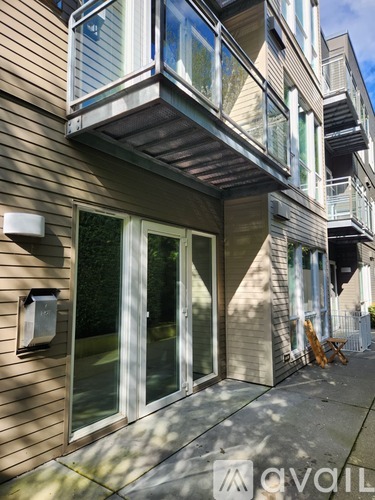 375 Kirkland Avenue 1 Condo for Rent - Photo gallery 4