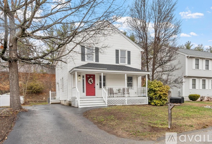 29 Lamplighter Lane 3 Beds Single Family Home for Rent - Photo gallery 2