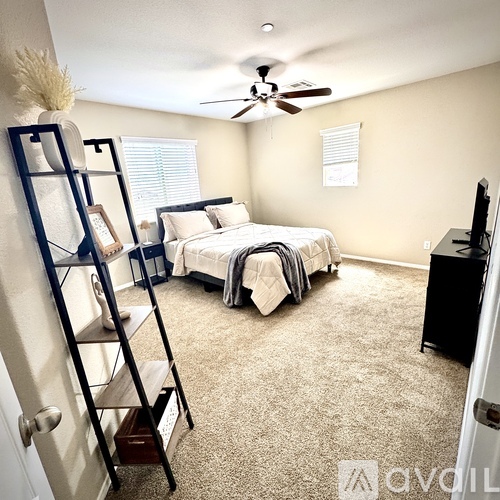 9049 Boston Springs Avenue 1 Apartment for Rent - Photo gallery 1