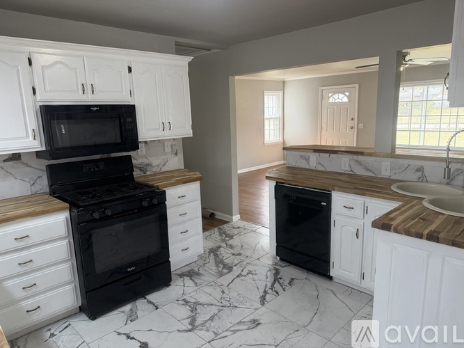 433 South Jamestown Avenue 5 Beds Single Family Home for Rent - Photo gallery 1