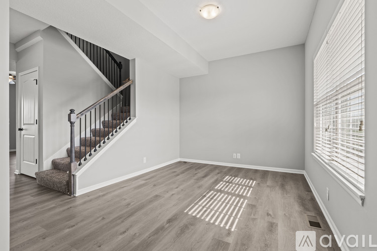 20209 E 23rd Terrace Ct S 4 Beds Single Family Home for Rent - Photo gallery 2