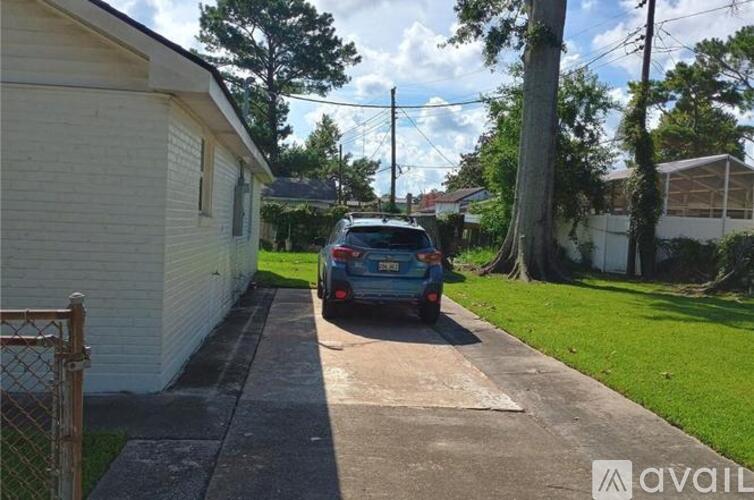 185 Carmen Drive 3 Beds Single Family Home for Rent - Photo gallery 4