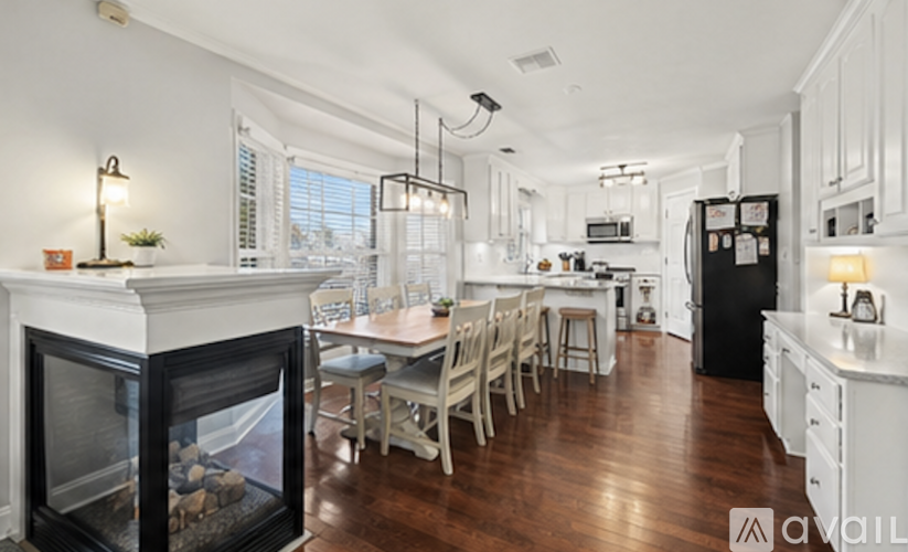 2305 Pinefield Court 4 Beds Single Family Home for Rent - Photo gallery 5