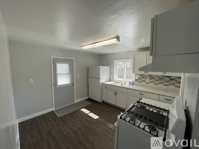 521 W North St 2 Beds Single Family Home for Rent - Photo gallery 1