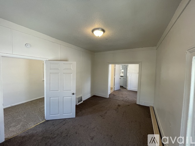 521 W North St 2 Beds Single Family Home for Rent - Photo gallery 4