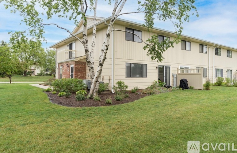 617 Whalom Lane 2 Beds Single Family Home for Rent - Photo gallery 3