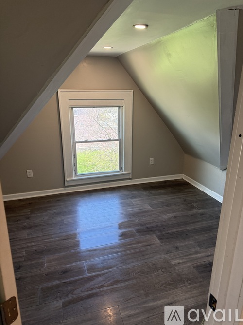 547 East Utica Street 1 Apartment for Rent - Photo gallery 3