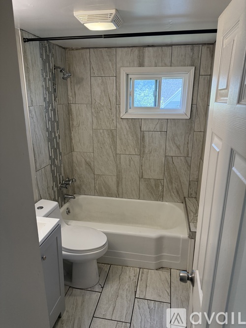 547 East Utica Street 1 Apartment for Rent - Photo gallery 5