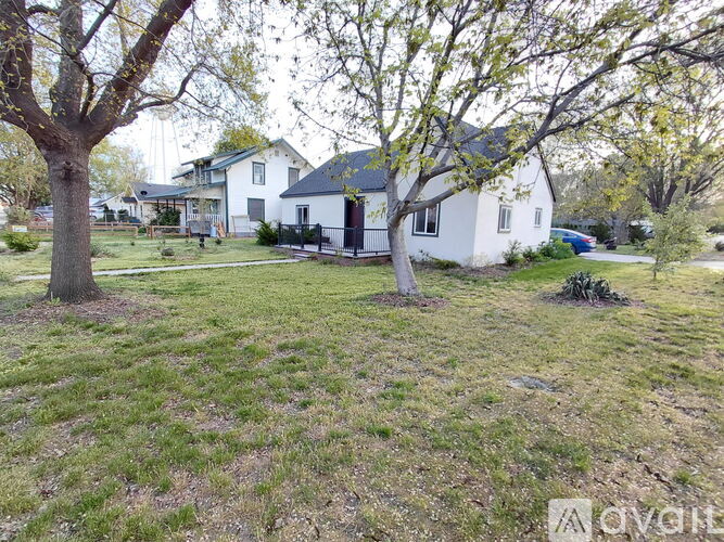 317 4th Street 2 Beds Single Family Home for Rent - Photo gallery 1