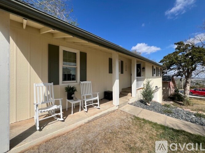 1228 St Andrew St 3 Beds Single Family Home for Rent - Photo gallery 2