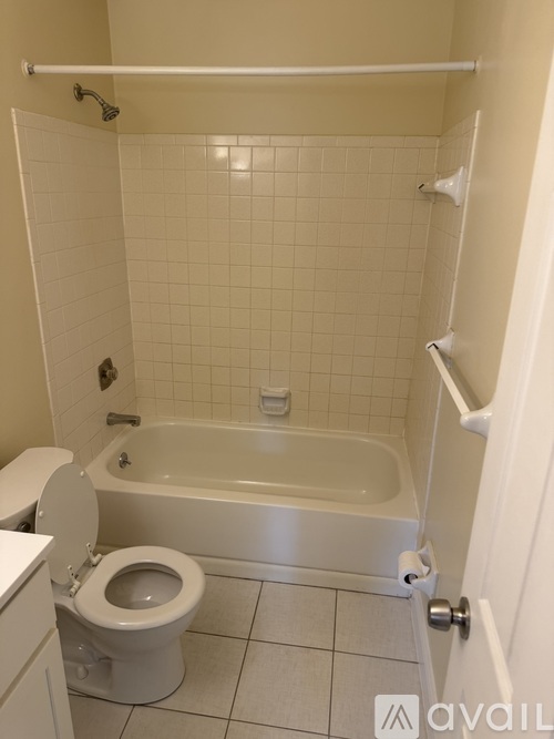 4583 Summerside Rd 1 Apartment for Rent - Photo gallery 2