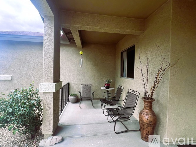 17565 North 167th Drive 3 Beds Single Family Home for Rent - Photo gallery 3