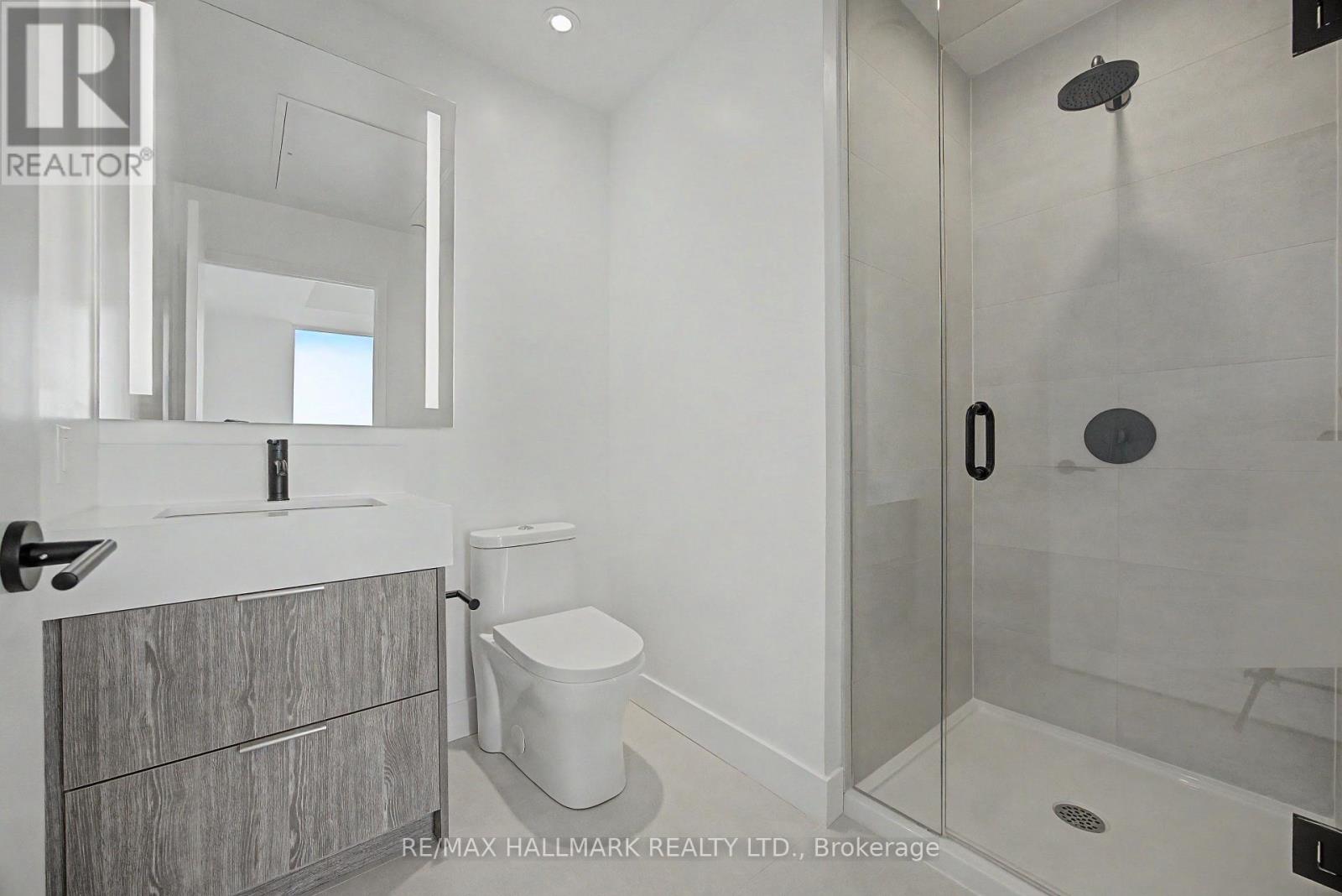 1911 - 308 JARVIS STREET 3 Beds Apartment, Condo, Home for Rent - Photo gallery 5