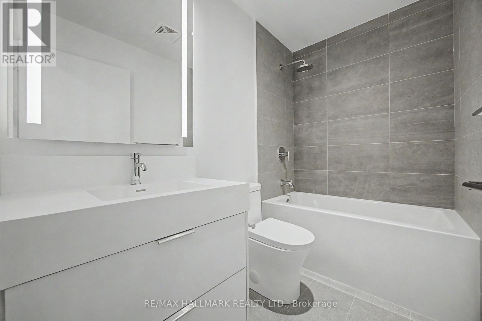 2311 - 308 JARVIS STREET 3 Beds Apartment, Condo, Home for Rent - Photo gallery 4