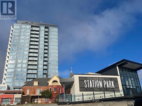 A modern building with the words "STATION PARK" on it.