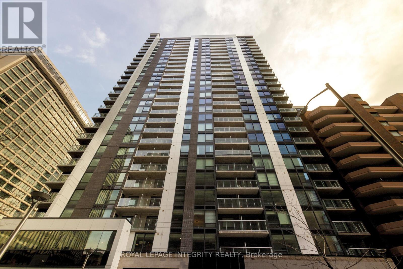 2005 - 340 QUEEN STREET 2 Beds Apartment, Condo, Home for Rent - Photo gallery 2
