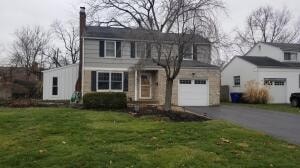2071 Inchcliff Rd. 3 Beds Apartment for Rent