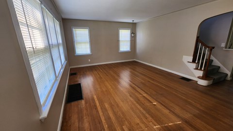 7771 Cheviot Ave 4 Beds Apartment for Rent