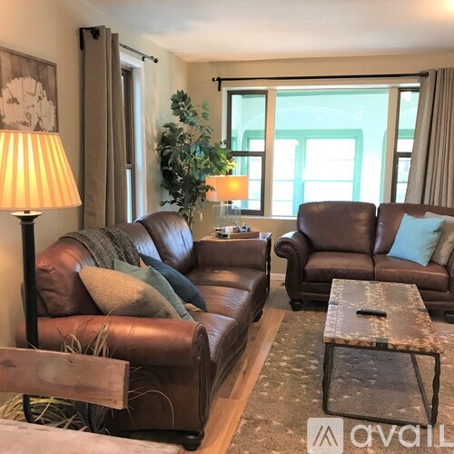 609 Water Street 3 Beds Single Family Home for Rent - Photo gallery 3