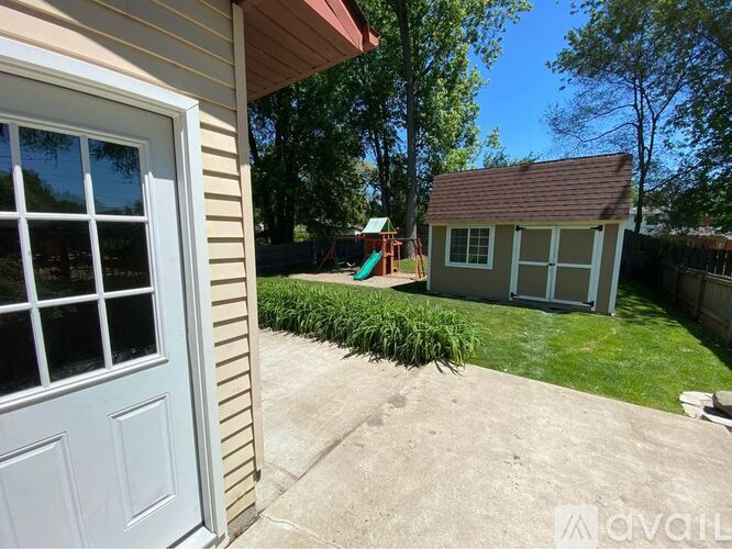 3435 Charlotte Drive 3 Beds Single Family Home for Rent - Photo gallery 4