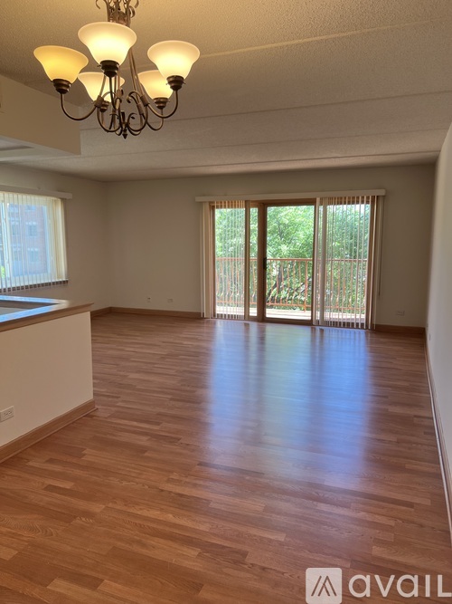 6472 N Northwest Hwy 2 Beds Apartment for Rent - Photo gallery 3