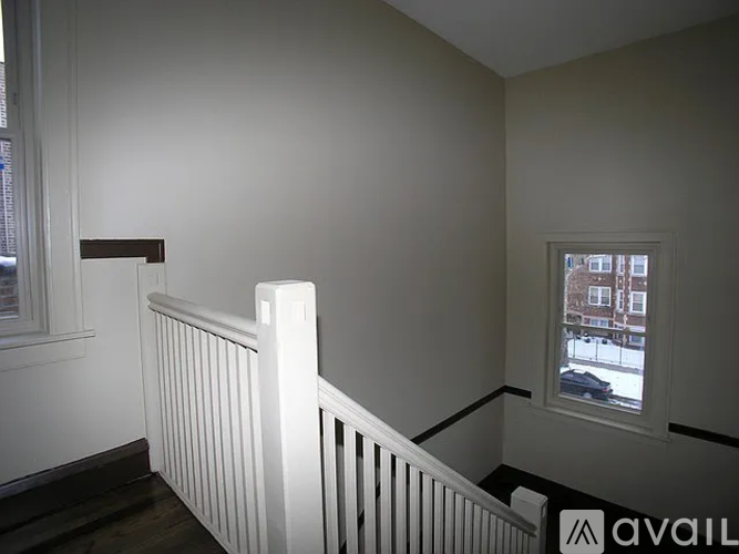 7806 South Bennett Avenue 3 Beds Apartment for Rent - Photo gallery 3