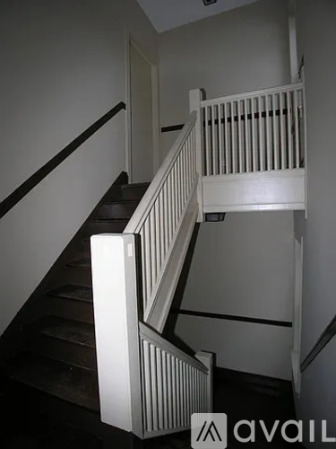 7806 South Bennett Avenue 3 Beds Apartment for Rent - Photo gallery 4
