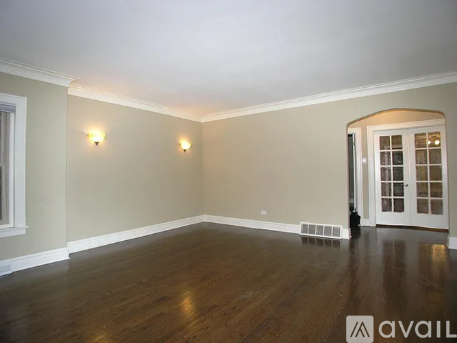 7806 South Bennett Avenue 3 Beds Apartment for Rent - Photo gallery 5