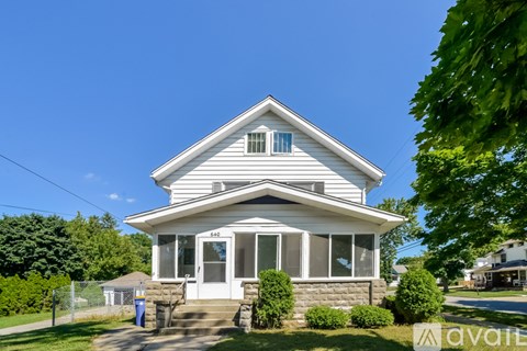 640 Lincoln Avenue Northwest 5 Beds Apartment for Rent
