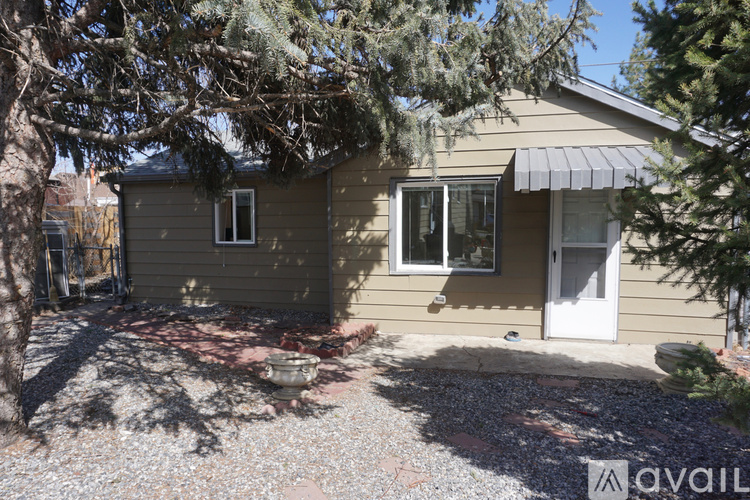 4682 1/2 Pennsylvania Street 1 Single Family Home for Rent - Photo gallery 1