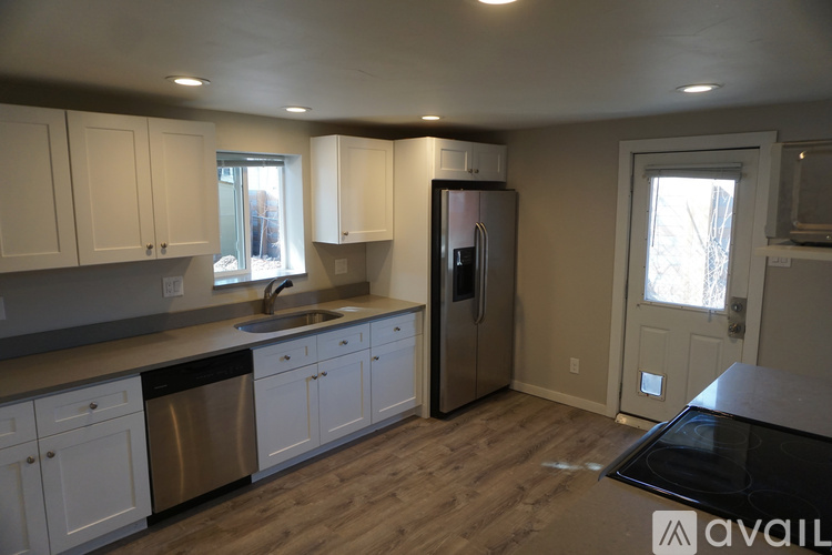 4682 1/2 Pennsylvania Street 1 Single Family Home for Rent - Photo gallery 4
