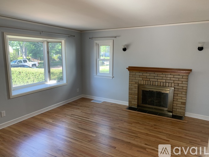 224 E. 4th Avenue 3 Beds Single Family Home for Rent - Photo gallery 5