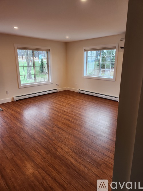 204 South Maple Street 2 Beds Apartment for Rent - Photo gallery 3