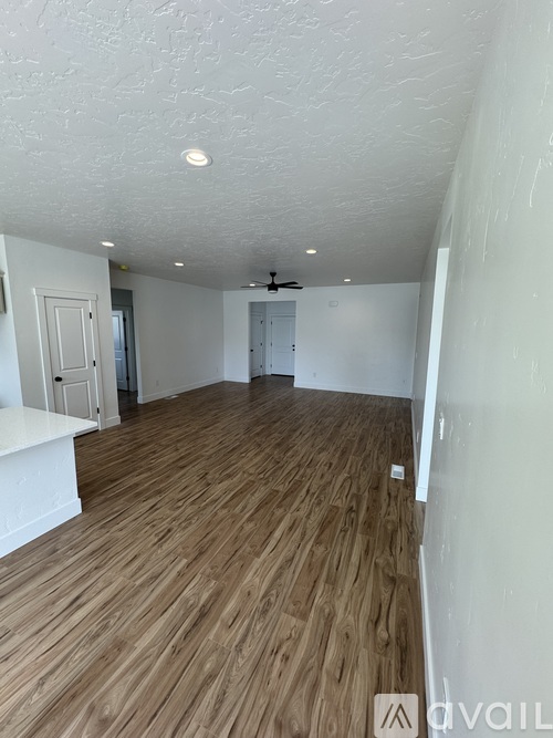 605 North 6th Street West 3 Beds Single Family Home for Rent - Photo gallery 5