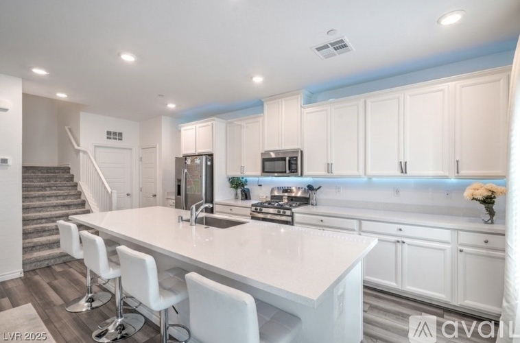 7318 North Decatur Boulevard 3 Beds Condo for Rent - Photo gallery 3