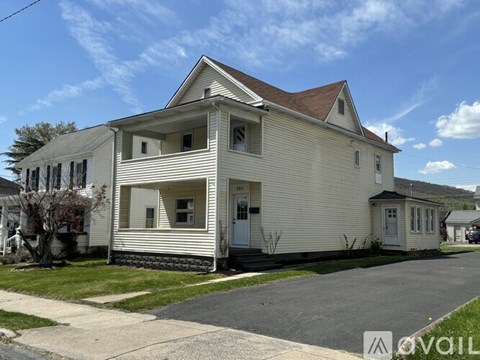 203 4Th Avenue 3 Beds Apartment for Rent