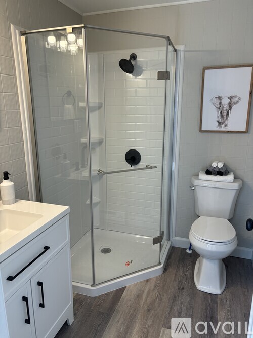 203 4th Avenue 3 Beds Single Family Home for Rent - Photo gallery 4