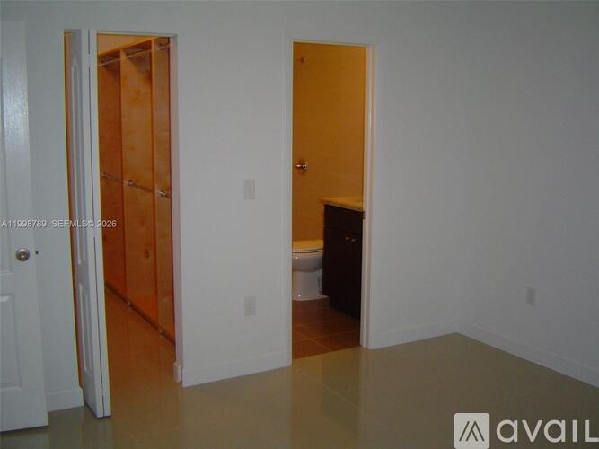 1153 SW 13th St 3 Beds Single Family Home for Rent - Photo gallery 5