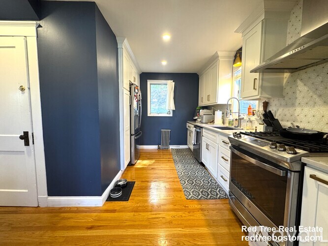65 Whitford St 3 Beds Single Family Home for Rent - Photo gallery 3