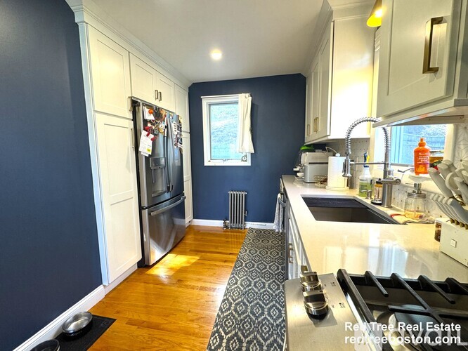 65 Whitford St 3 Beds Single Family Home for Rent - Photo gallery 4