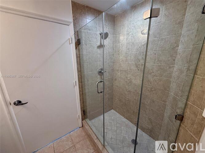 60 SW 13th St 3 Beds Apartment for Rent - Photo gallery 4